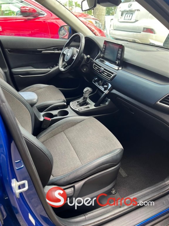 2021 Kia Seltos S — foto 8 / 12