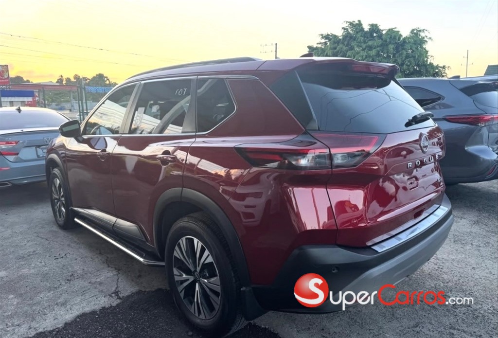 2022 Nissan Rogue SV FULL — foto 4 / 8