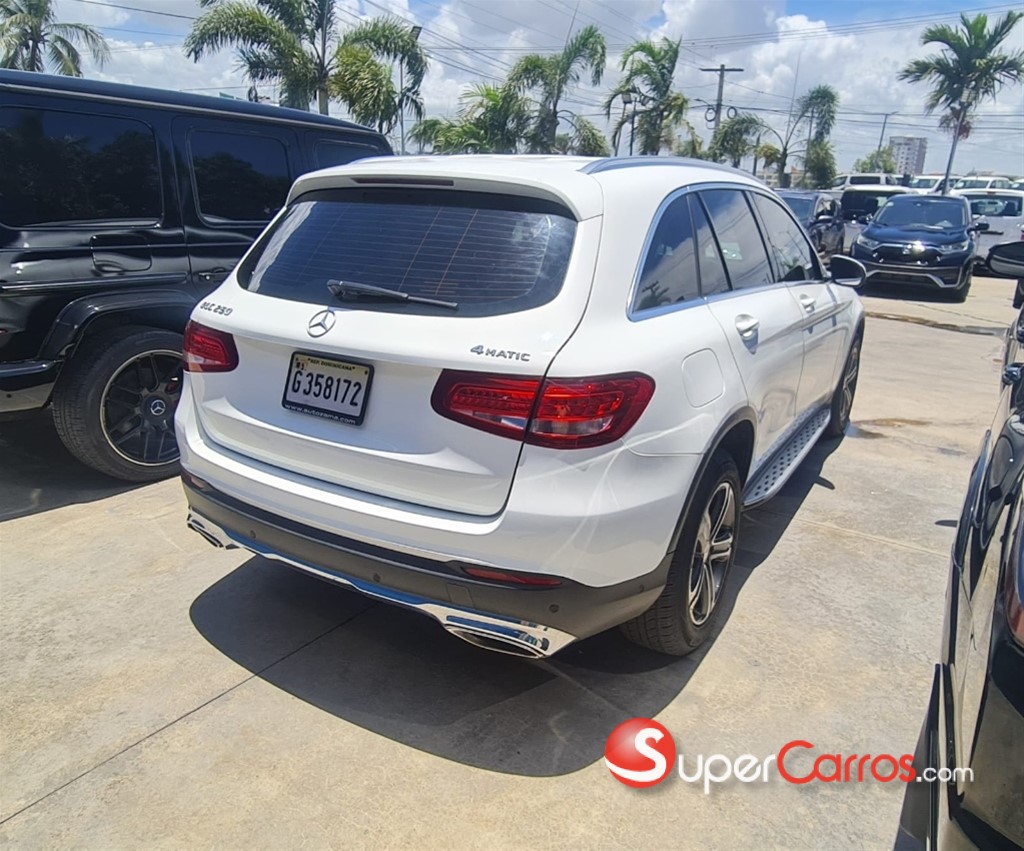 2016 Mercedes-Benz Clase GLC 250 — foto 4 / 11