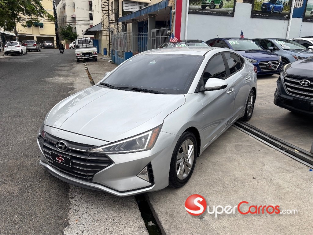 2019 Hyundai Elantra SEL — foto 3 / 9