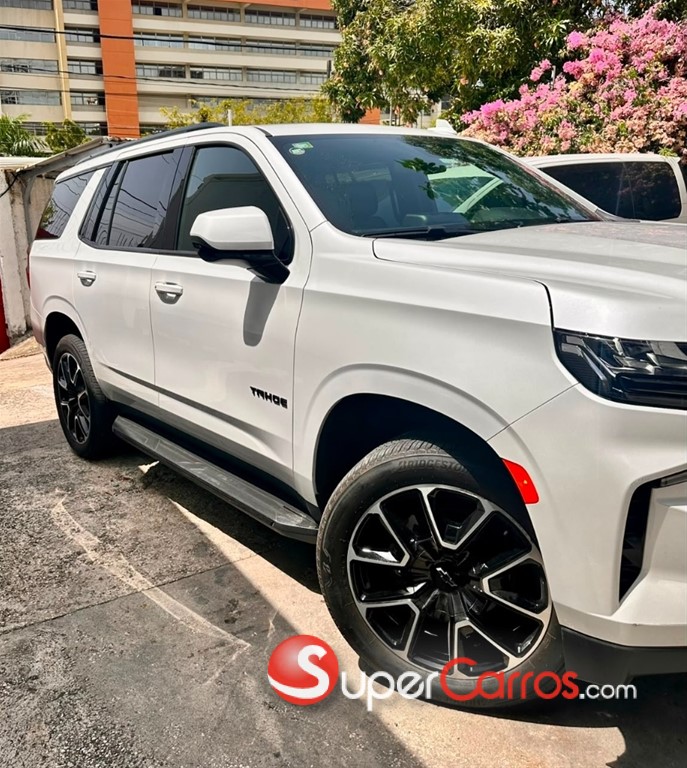 2024 Chevrolet Tahoe RST Duramax — foto 2 / 7
