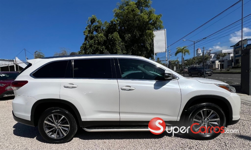 2019 Toyota Highlander XLE — foto 3 / 12