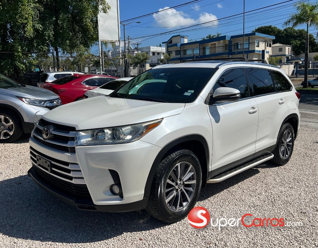 2019 Toyota Highlander XLE — foto 8 / 12