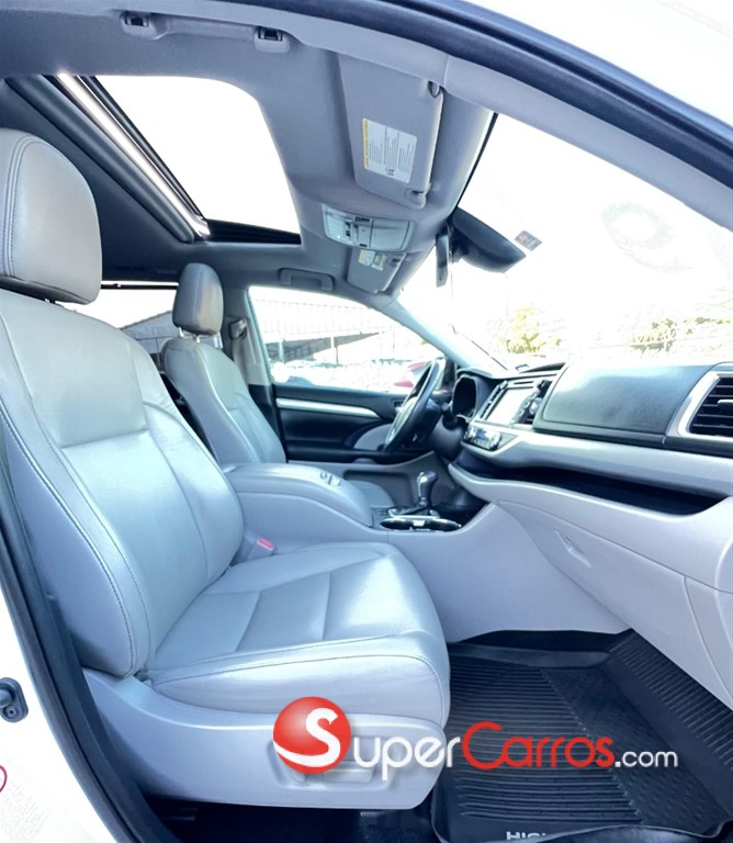 2019 Toyota Highlander XLE — foto 9 / 12