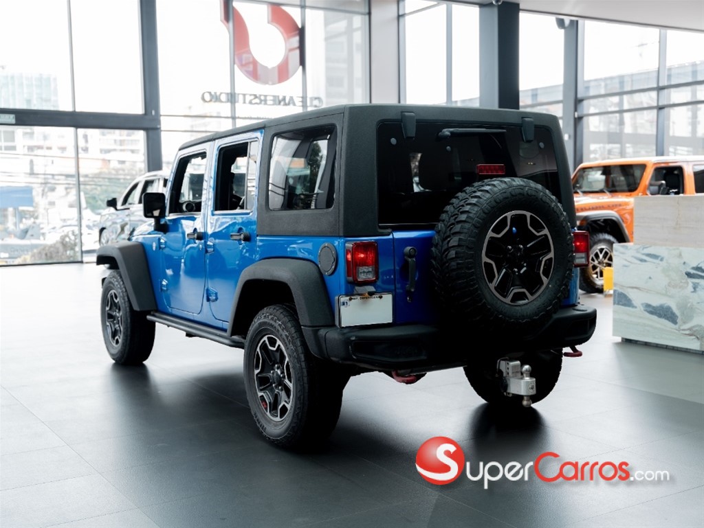 2016 Jeep Wrangler — foto 10 / 11