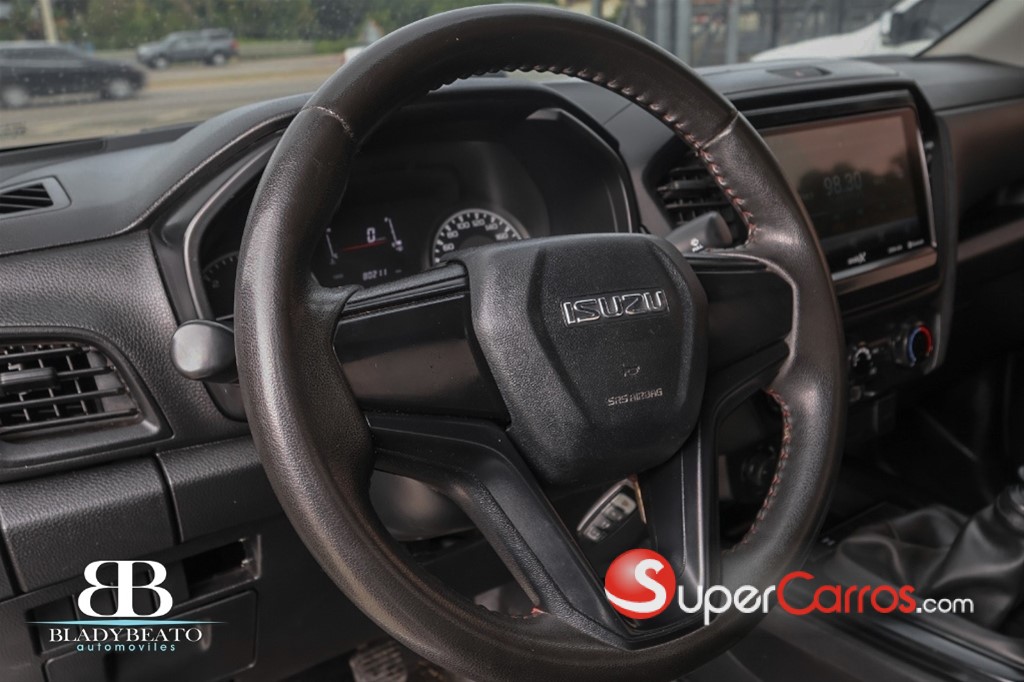 2024 Isuzu DMAX — foto 8 / 11