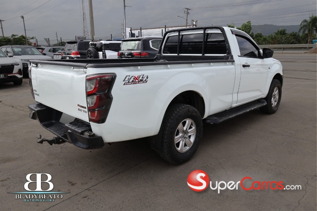 2024 Isuzu DMAX — foto 10 / 11