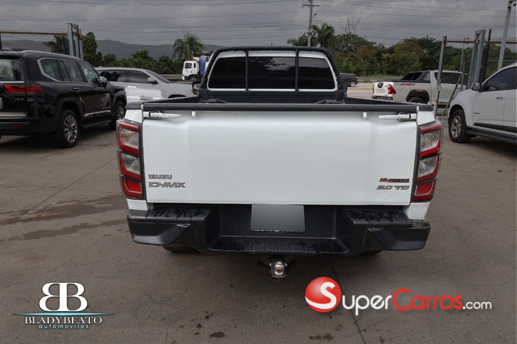 2024 Isuzu DMAX — foto 11 / 11