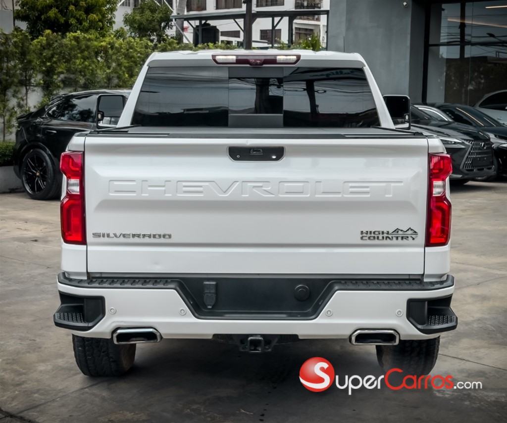 2021 Chevrolet Silverado High Country — foto 3 / 11
