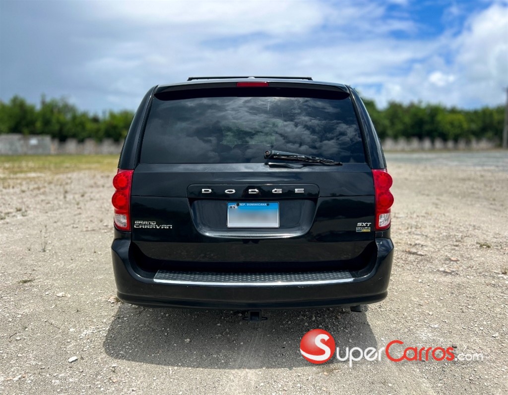 2016 Dodge Grand Caravan SXT — foto 4 / 12