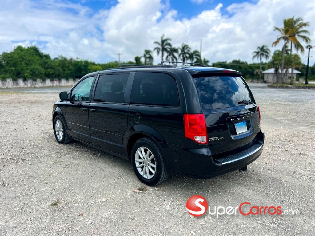 2016 Dodge Grand Caravan SXT — foto 7 / 12