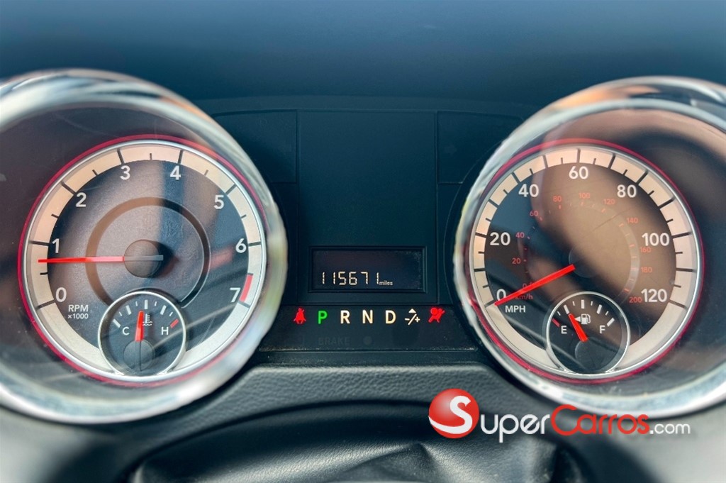 2016 Dodge Grand Caravan SXT — foto 11 / 12