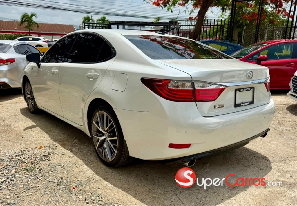 2013 Lexus ES 350 FSport — foto 2 / 9