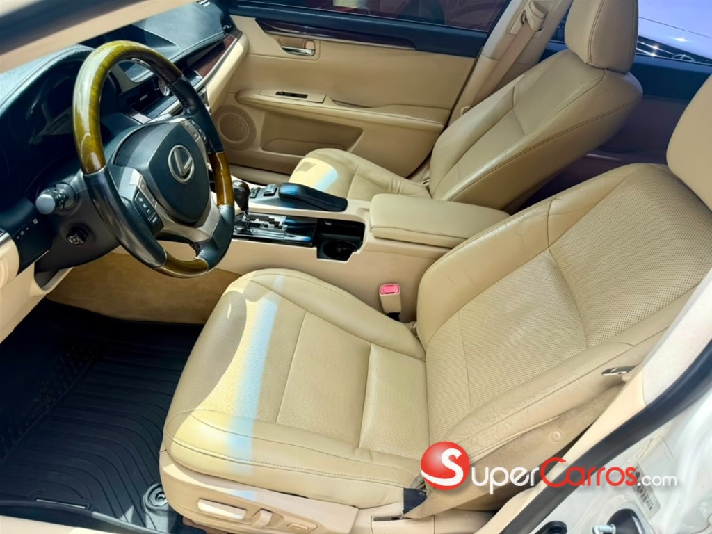 2013 Lexus ES 350 FSport — foto 7 / 9