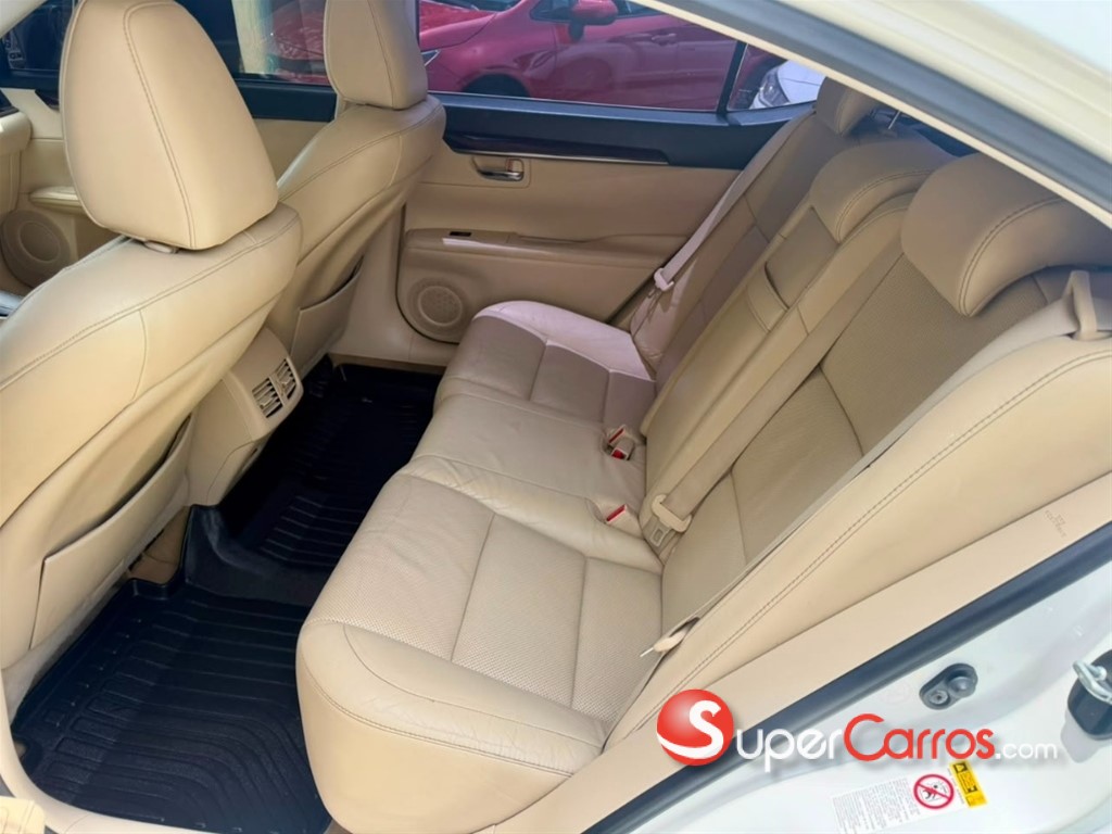 2013 Lexus ES 350 FSport — foto 8 / 9