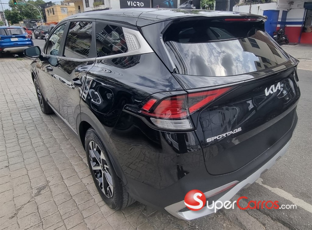 2023 Kia Sportage EX — foto 2 / 10