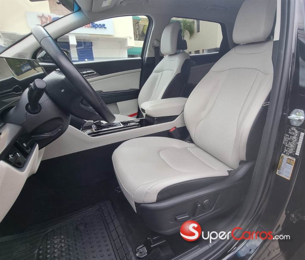 2023 Kia Sportage EX — foto 5 / 10