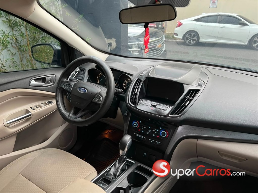 2019 Ford Escape SE — foto 4 / 7