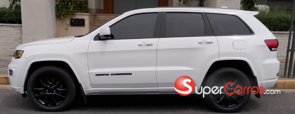 2019 Jeep Cherokee Altitude — foto 5 / 8