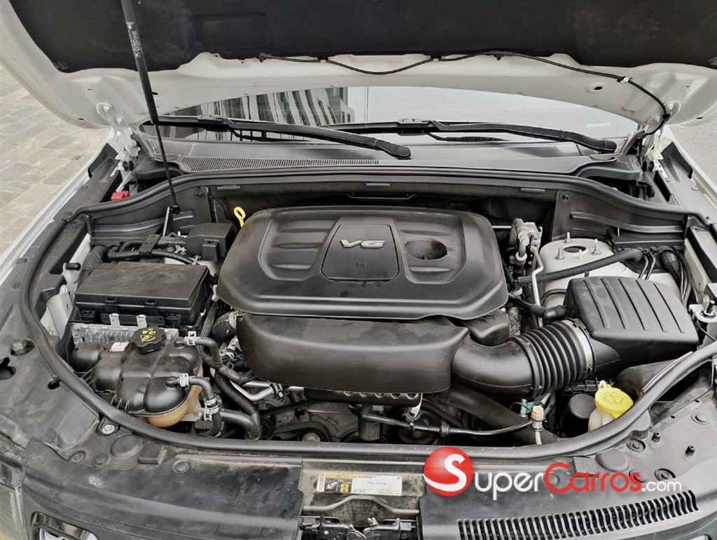 2019 Jeep Cherokee Altitude — foto 8 / 8