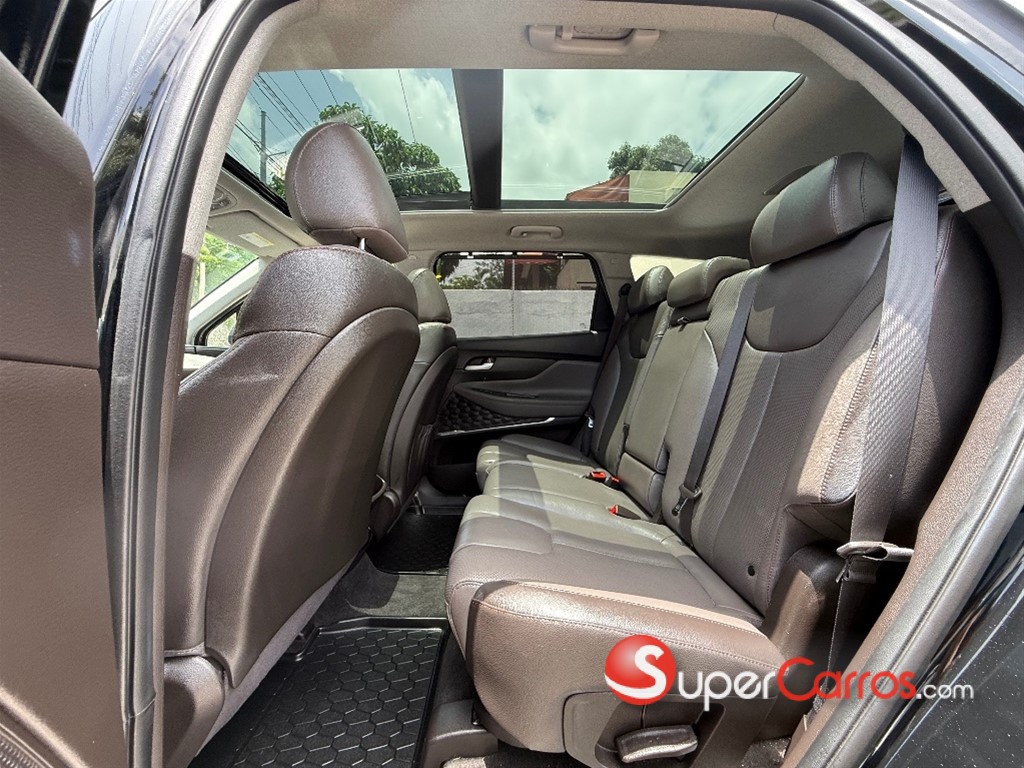 2020 Hyundai Santa Fe Limited — foto 9 / 12