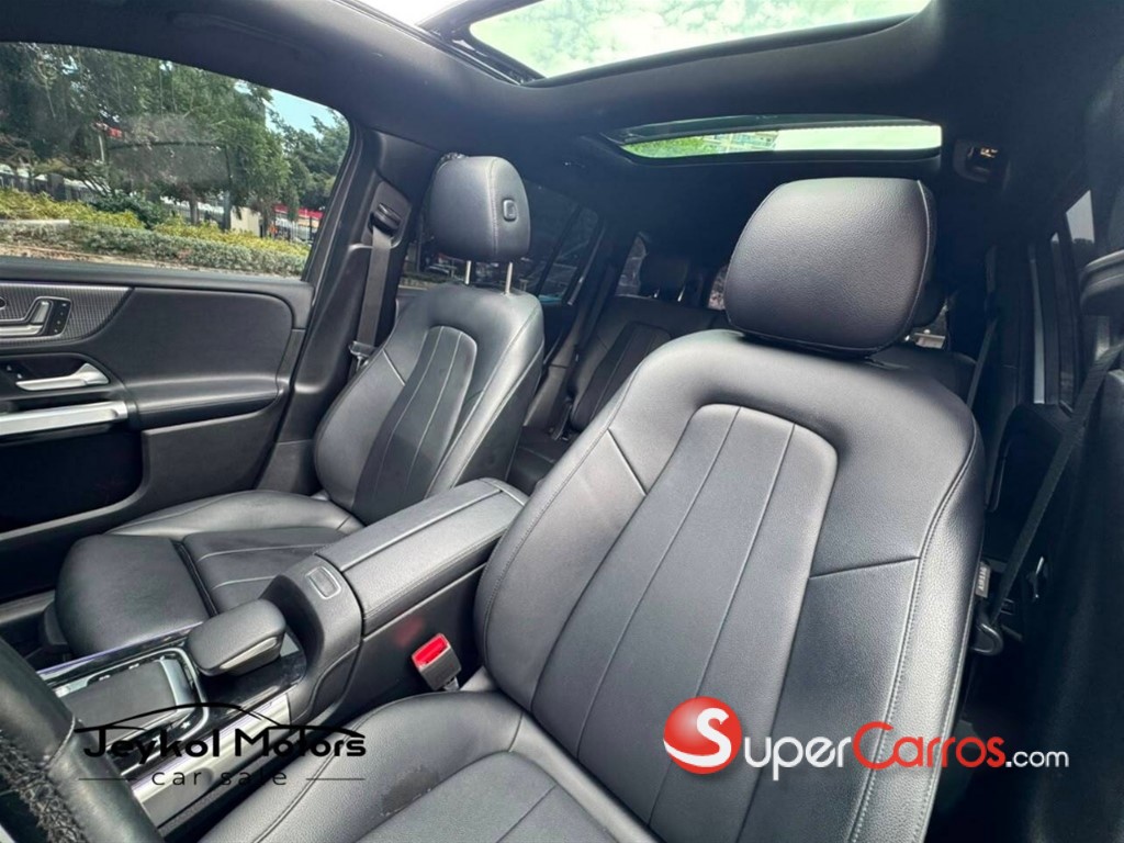 2020 Mercedes-Benz Clase GLB 250 — foto 4 / 12