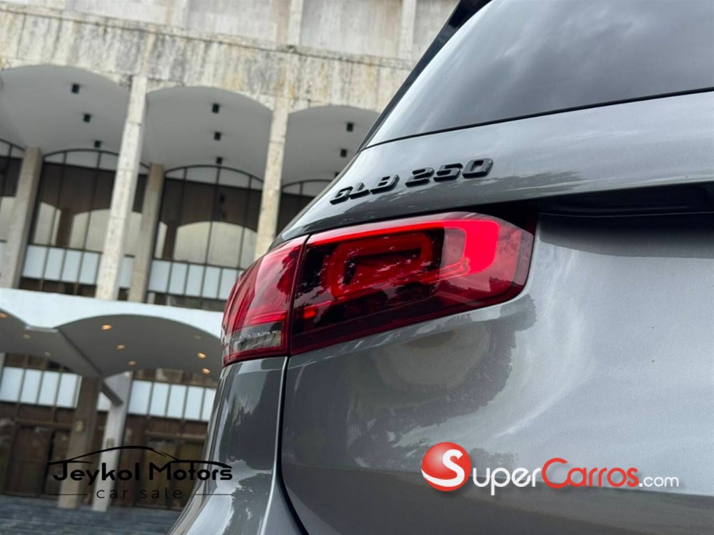 2020 Mercedes-Benz Clase GLB 250 — foto 7 / 12