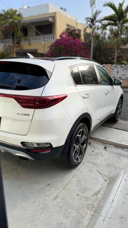 2020 Kia Sportage SX Prestige — foto 7 / 11