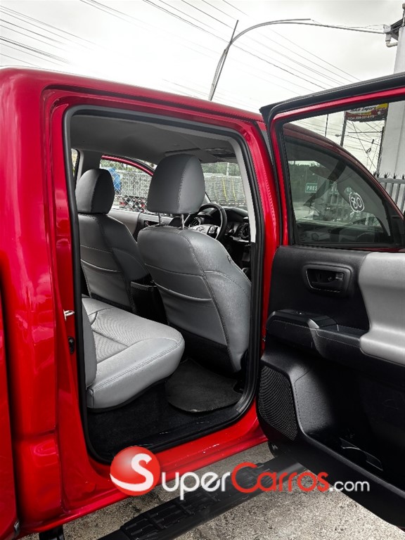 2020 Toyota Tacoma — foto 7 / 11