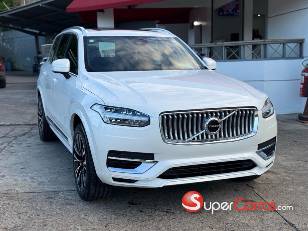 2025 Volvo XC90 Recharge T8