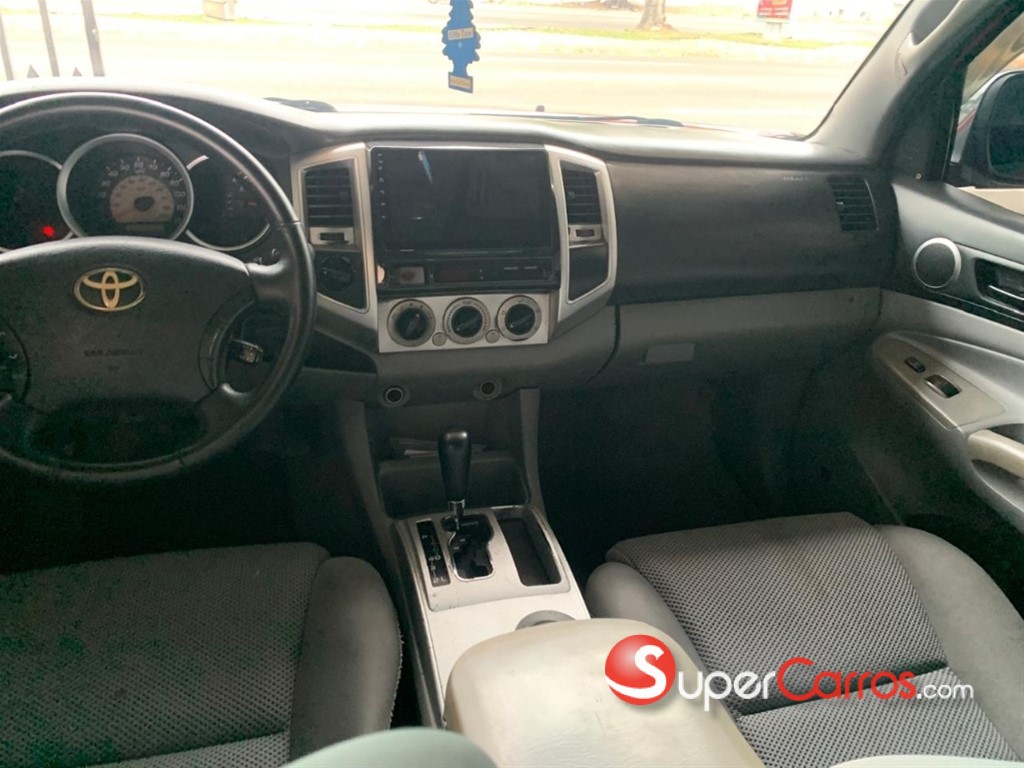 2005 Toyota Tacoma PreRunner — foto 2 / 8
