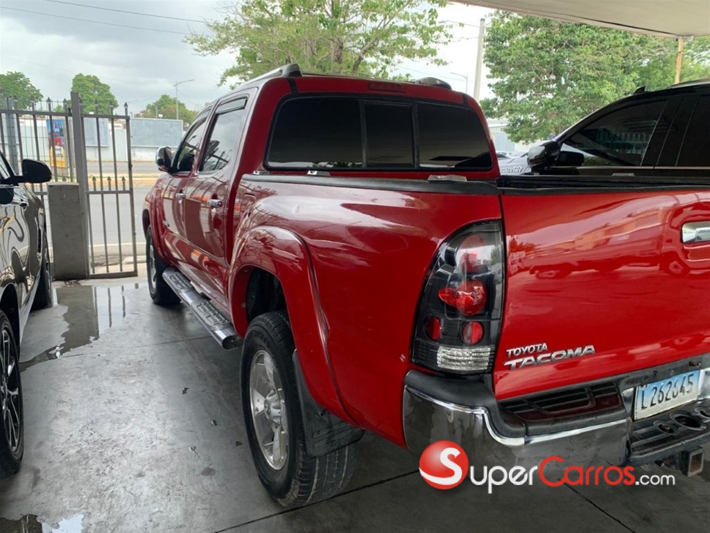 2005 Toyota Tacoma PreRunner — foto 6 / 8