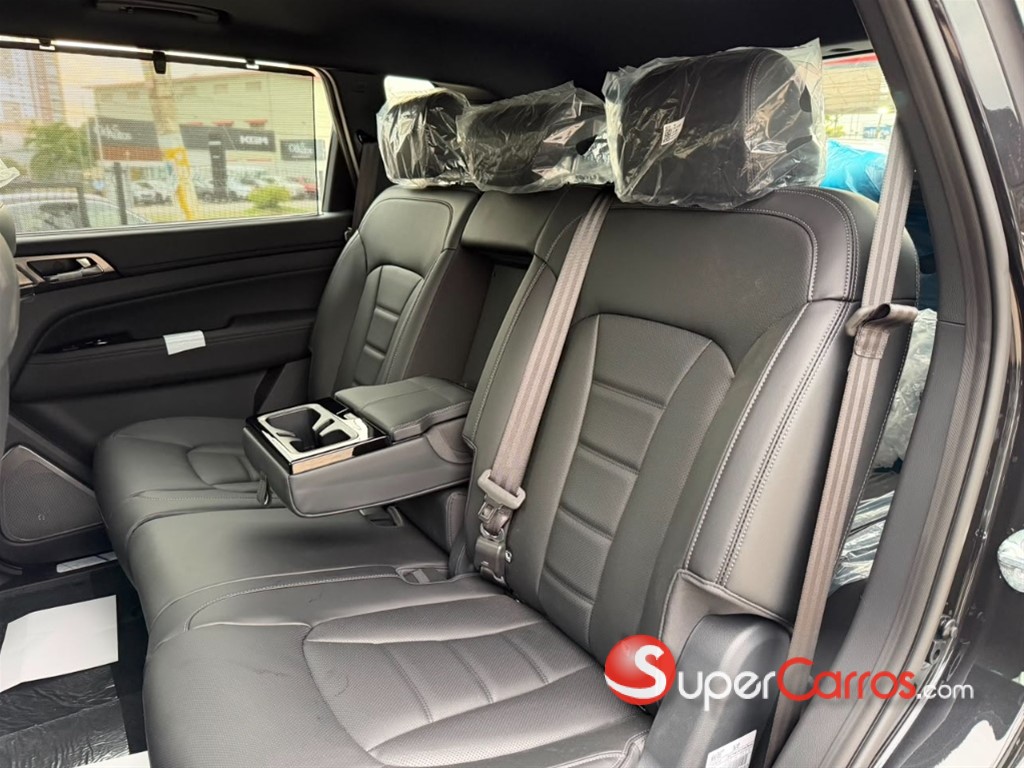 2027 KGM Rexton SPORT — foto 11 / 12