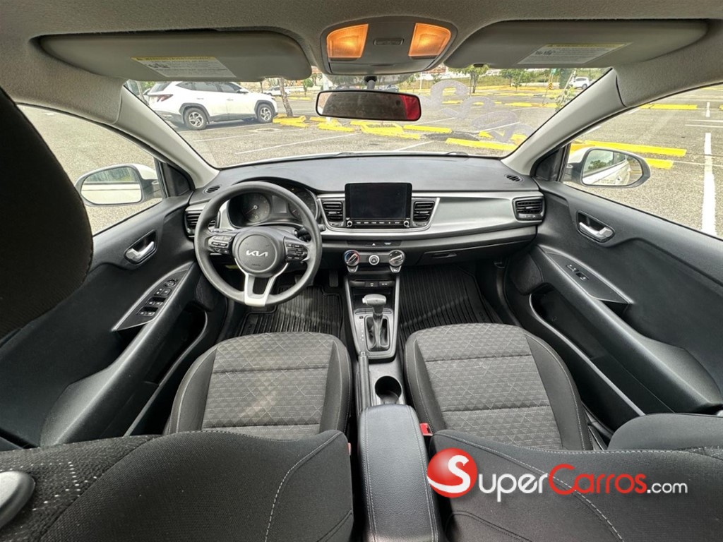 2022 Kia Rio S — foto 7 / 10