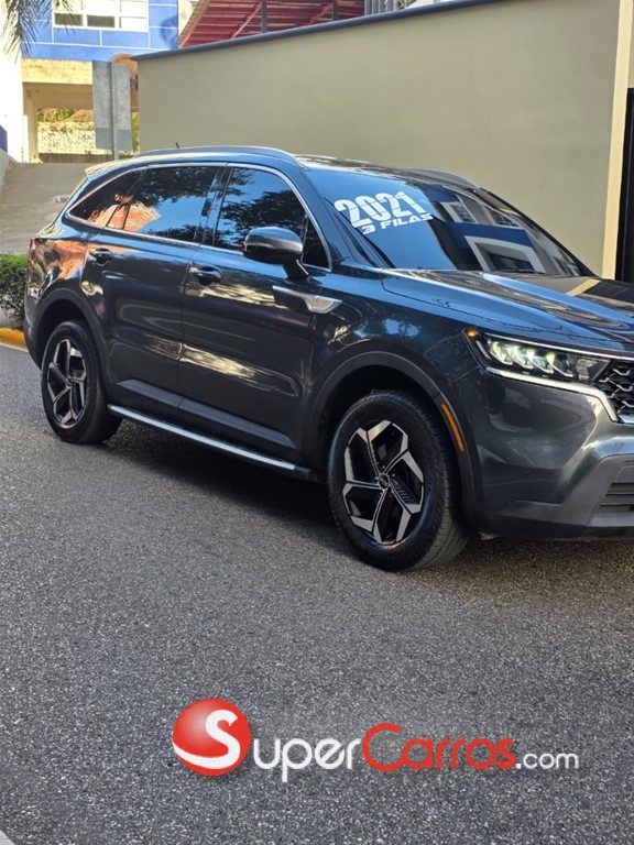 2021 Kia Sorento LX — foto 3 / 12