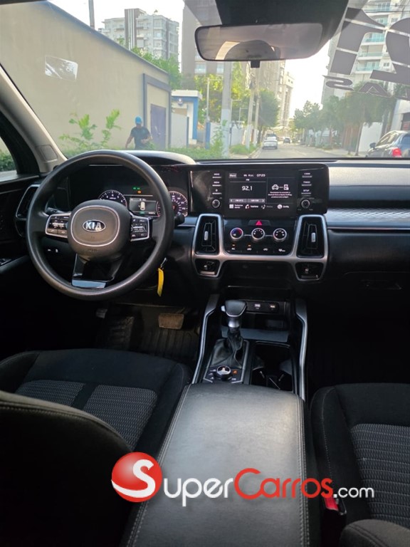 2021 Kia Sorento LX — foto 12 / 12