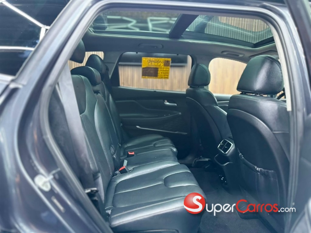 2020 Hyundai Santa Fe Limited — foto 7 / 8