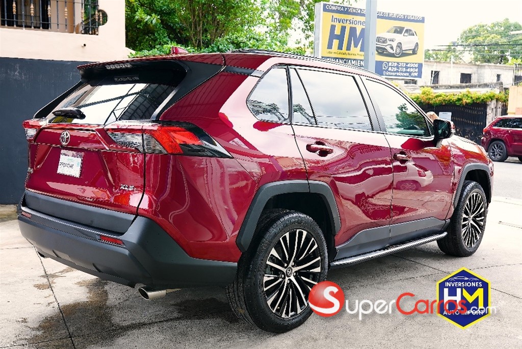 2023 Toyota RAV4 XLE — foto 6 / 10