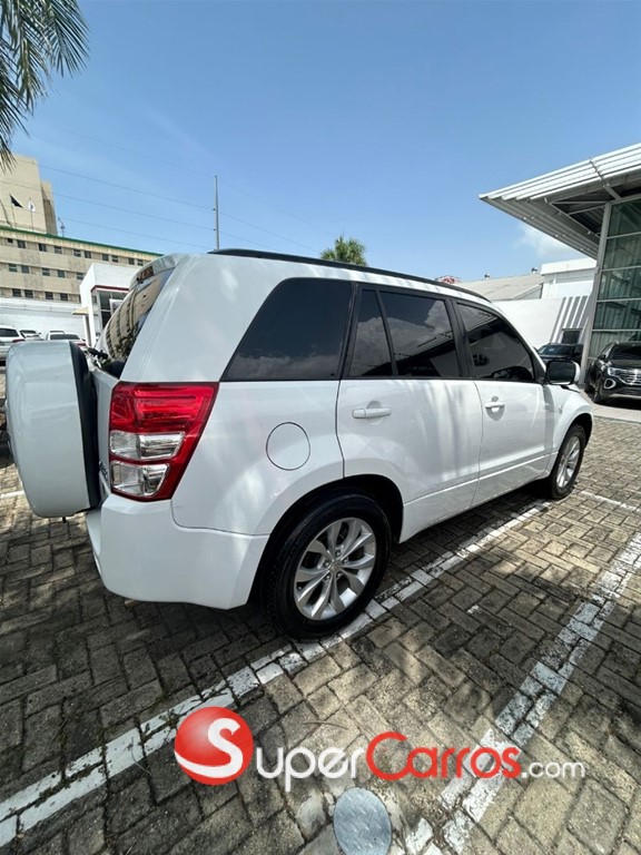 2016 Suzuki Grand Vitara — foto 2 / 6