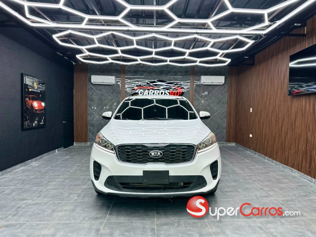 2020 Kia Sorento LX — foto 3 / 9