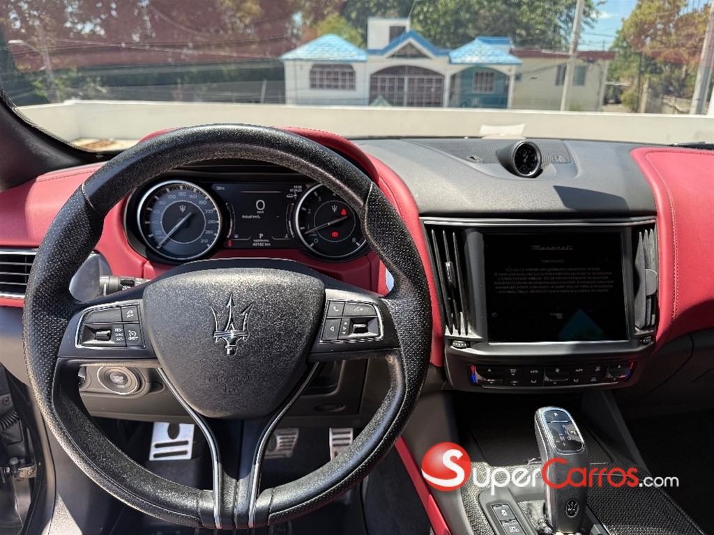 2022 Maserati Levante Modena — foto 2 / 10