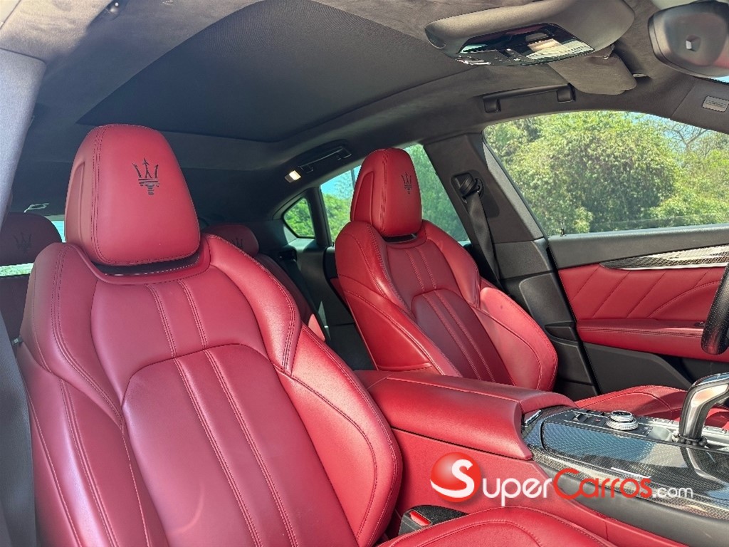 2022 Maserati Levante Modena — foto 5 / 10