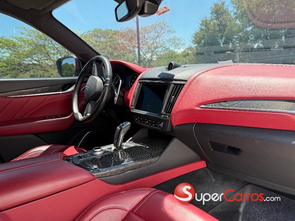 2022 Maserati Levante Modena — foto 7 / 10