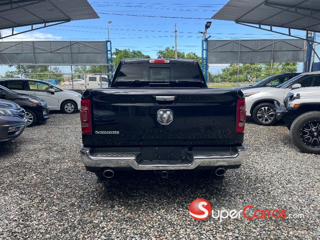 2020 Dodge Ram 1500 Laramie — foto 4 / 11