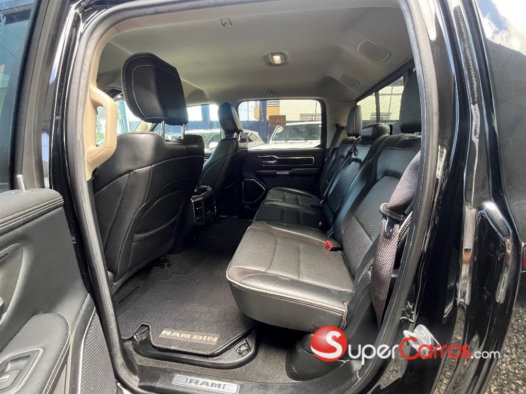2020 Dodge Ram 1500 Laramie — foto 7 / 11