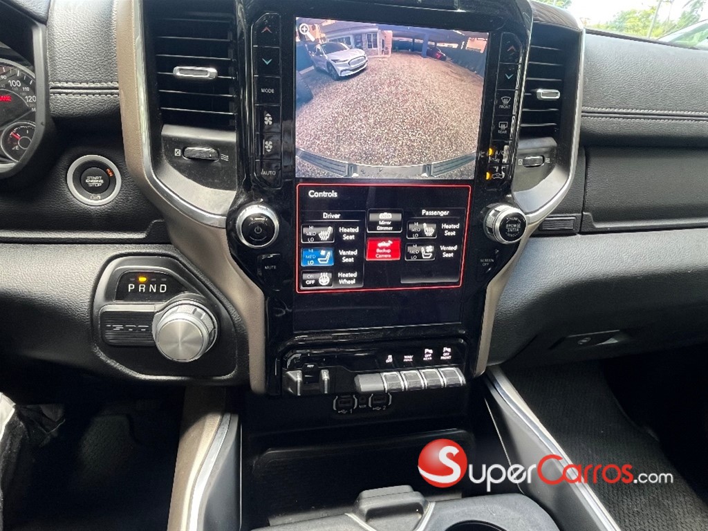 2020 Dodge Ram 1500 Laramie — foto 10 / 11
