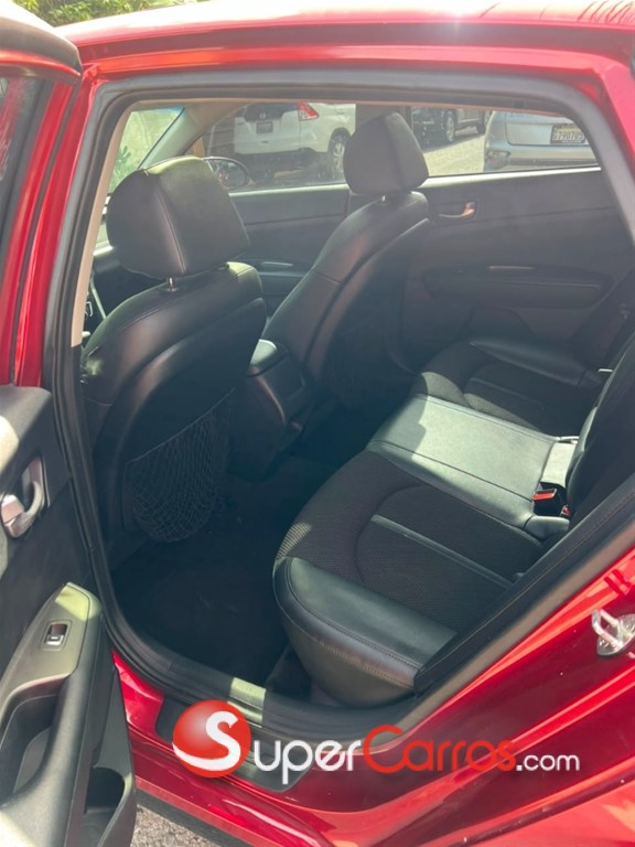 2020 Kia Optima S — foto 6 / 12