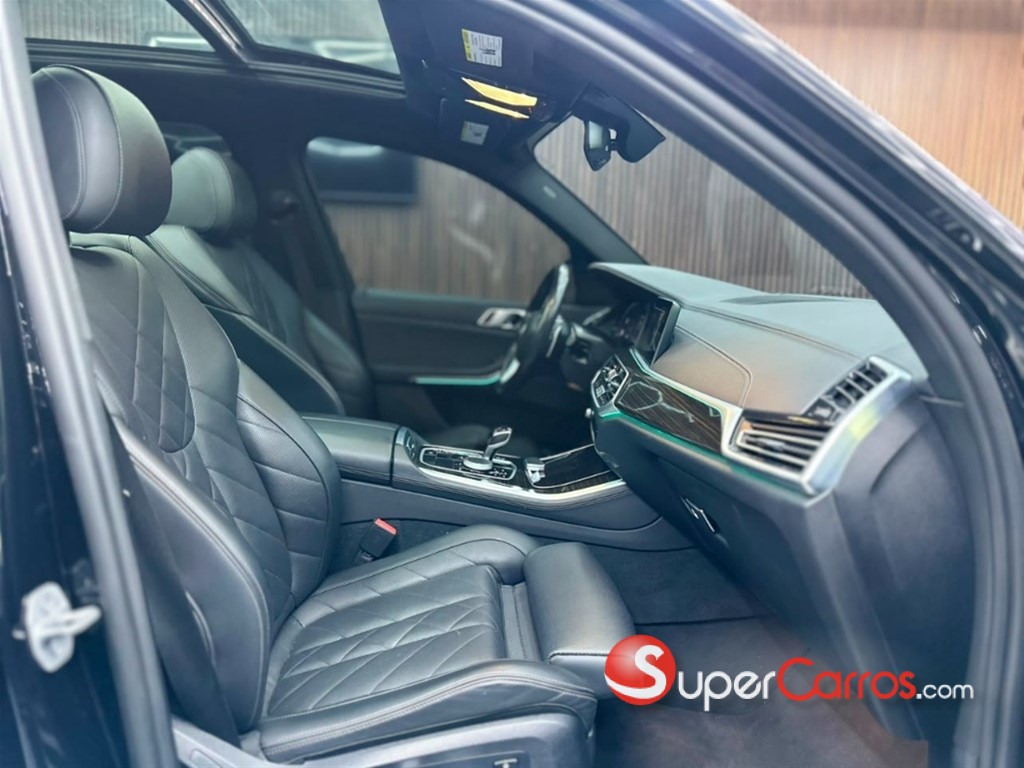 2023 BMW X 5 40i — foto 7 / 10