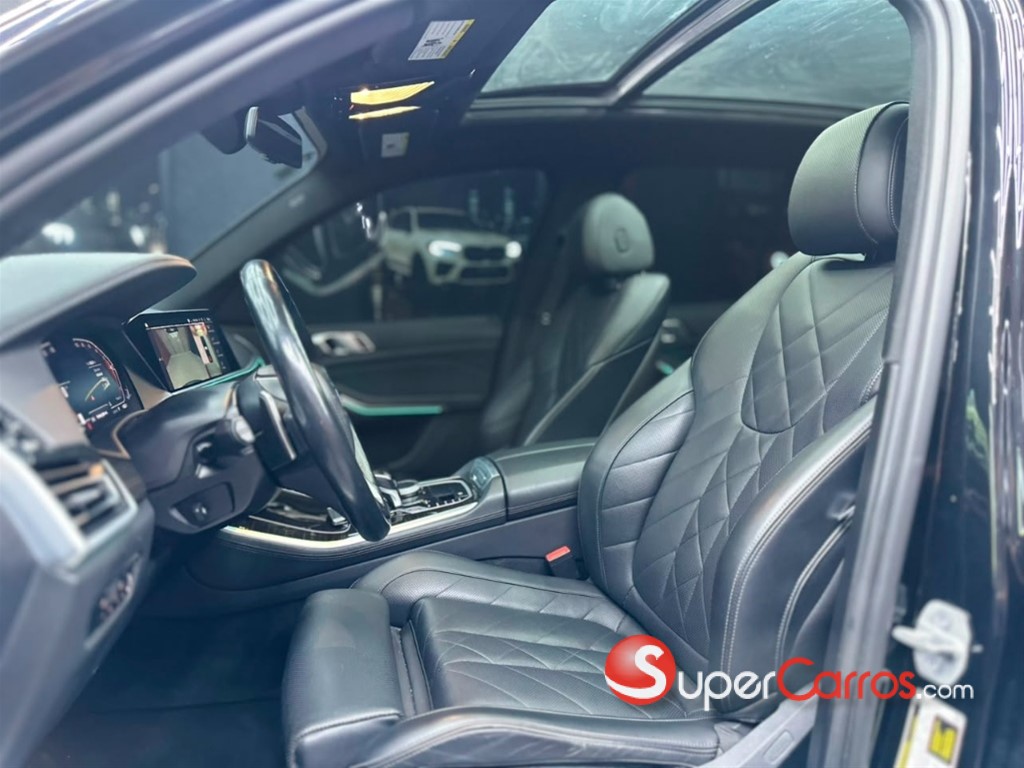 2023 BMW X 5 40i — foto 9 / 10