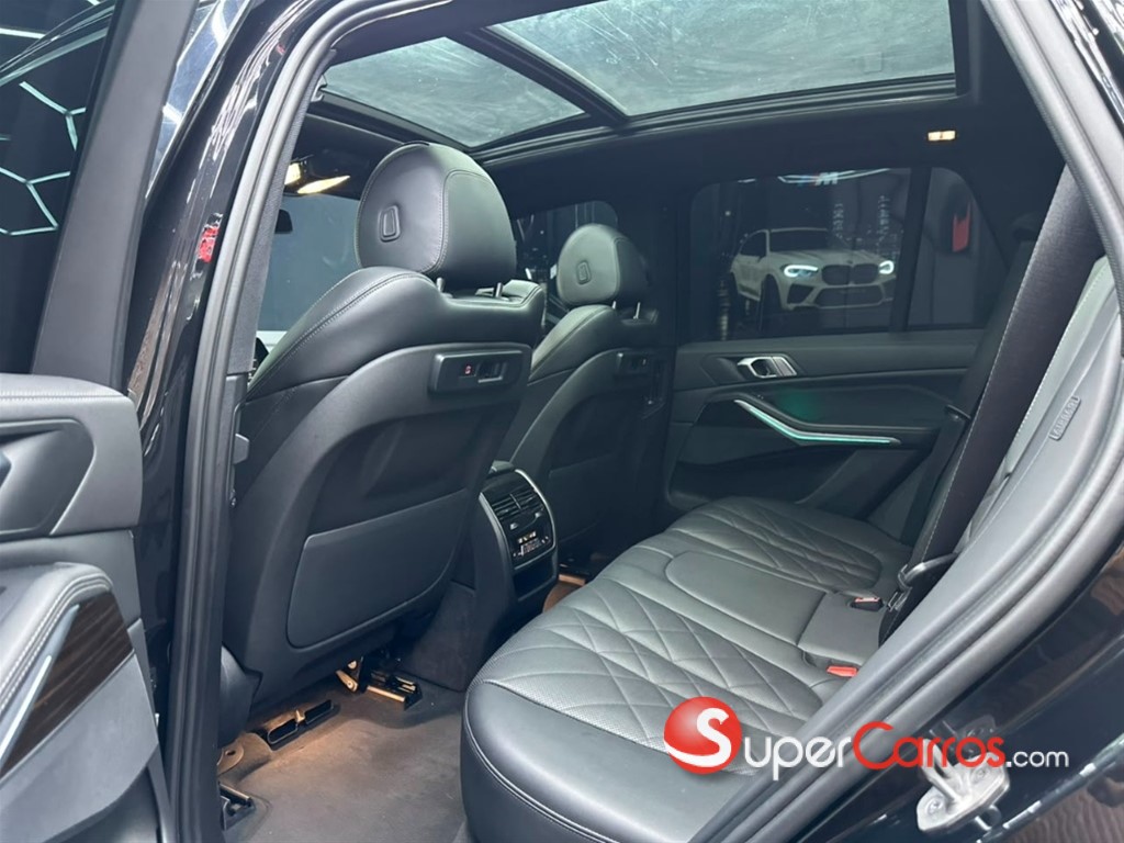 2023 BMW X 5 40i — foto 10 / 10
